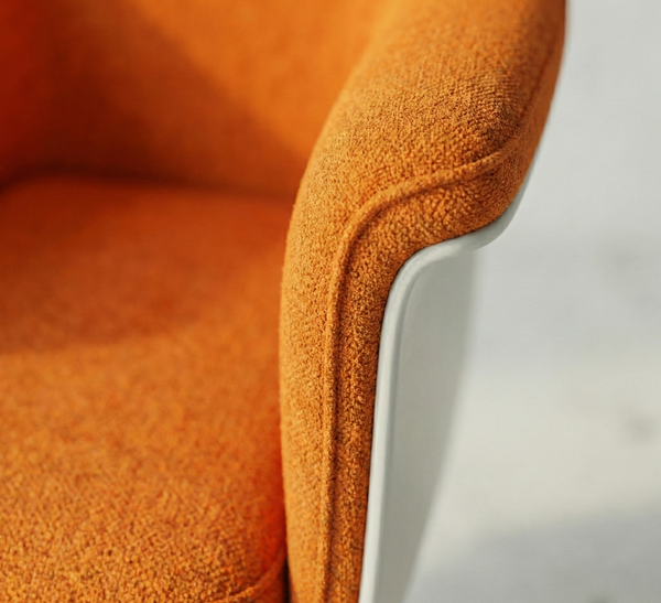 The APEX - Classic Lounge Chair